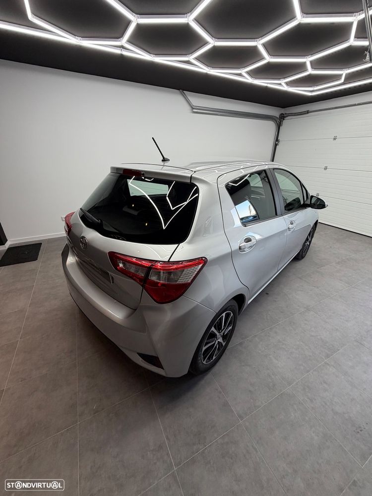 Toyota Yaris 1.0 VVT-i Exclusive - 6