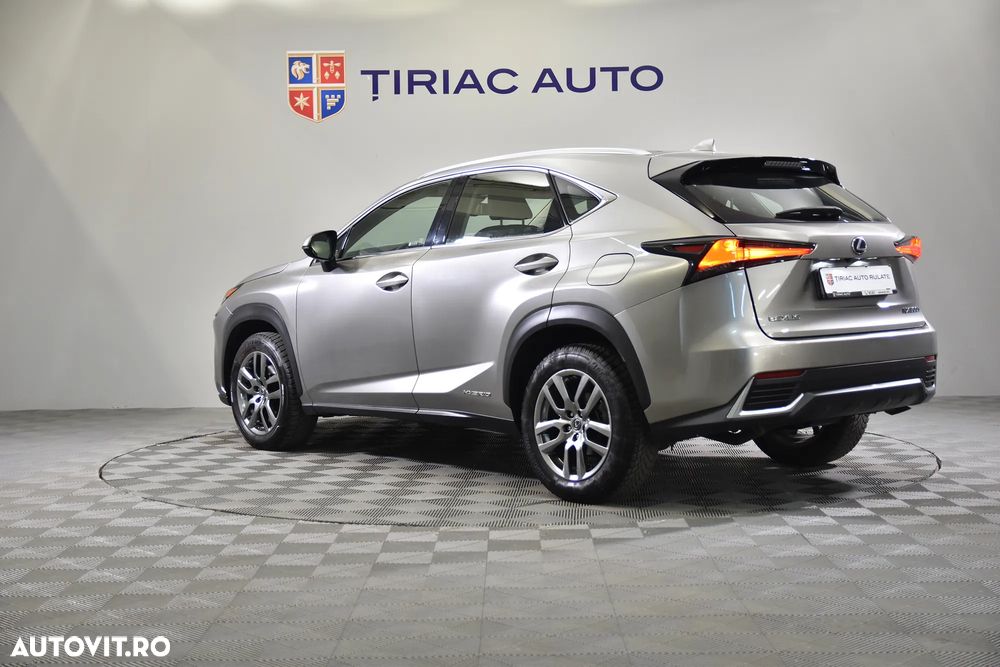 Lexus Seria NX 300h - 3