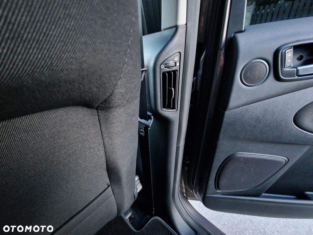 Ford S-Max 2.0 T Titanium - 29