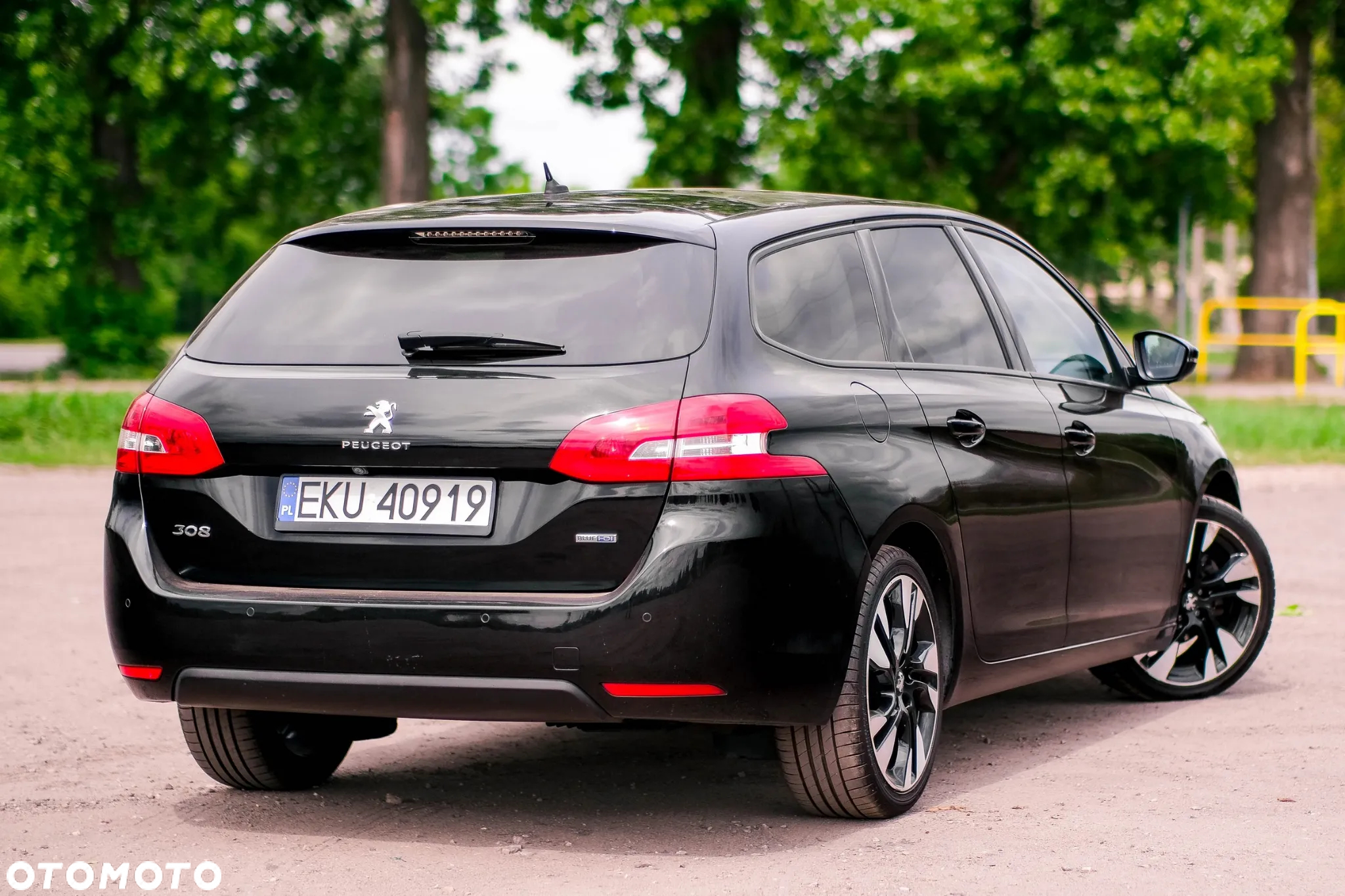 Peugeot 308 - 8