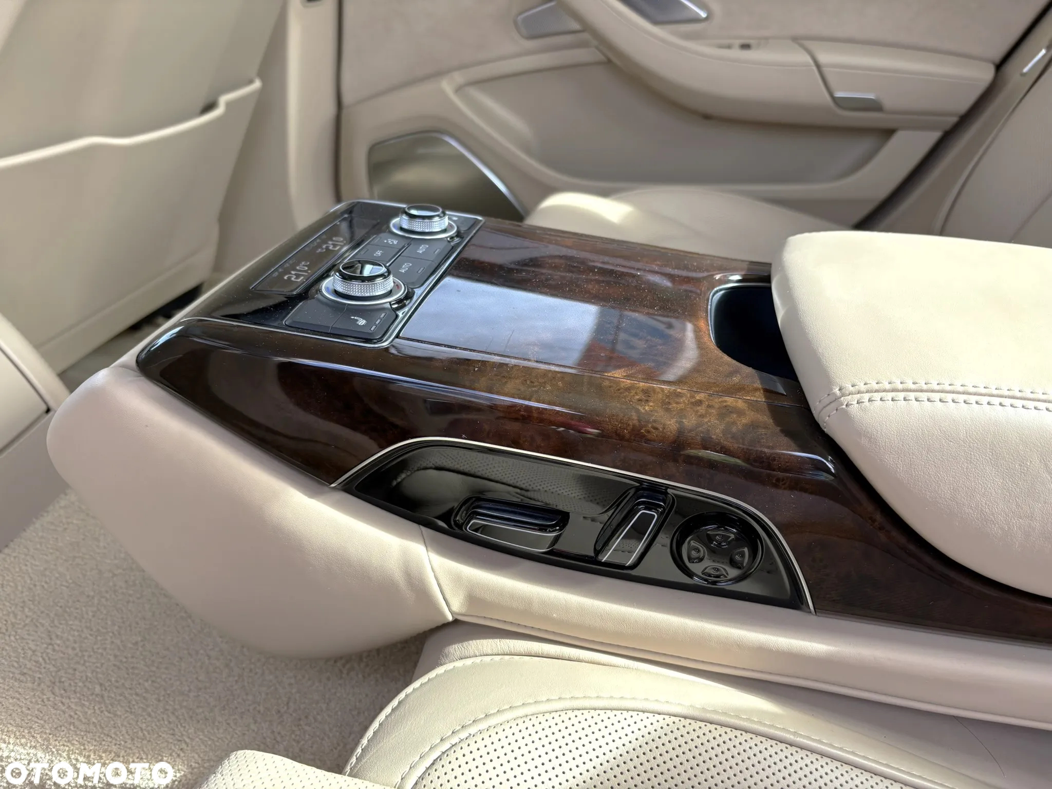 Audi A8 4.0 TFSI L Quattro - 28