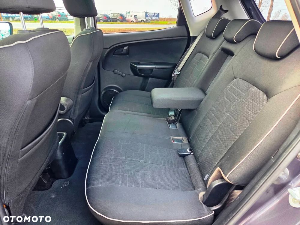 Kia Venga 1.4 XL - 26