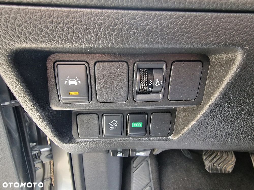 Nissan Qashqai - 13