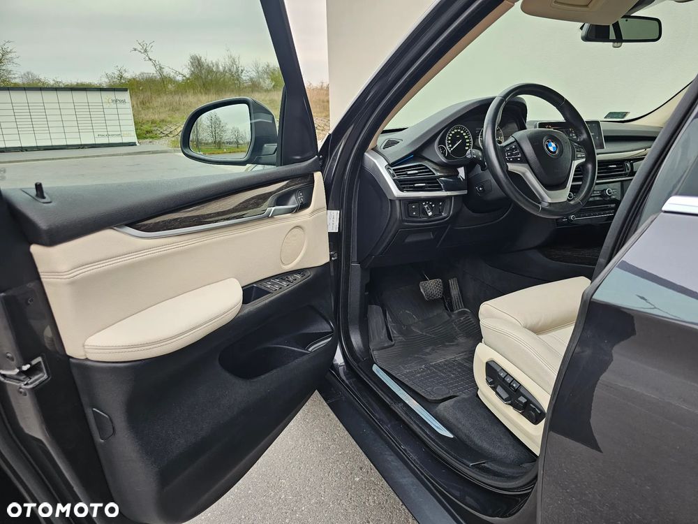 BMW X5 xDrive40d - 16