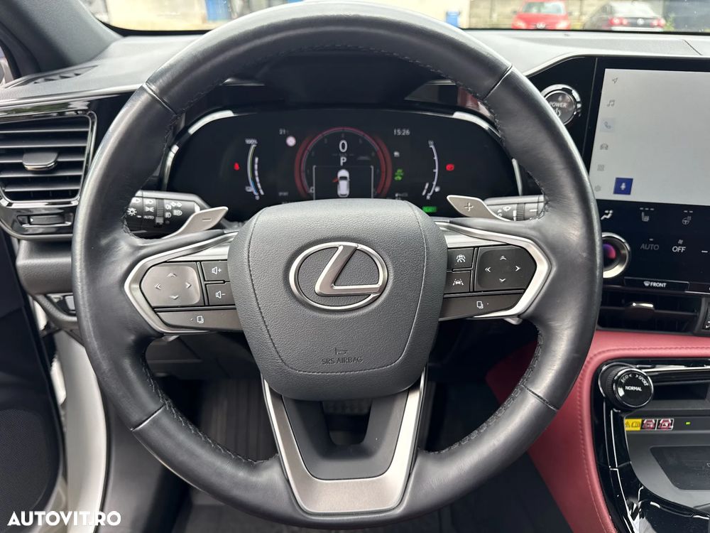 Lexus Seria NX - 17