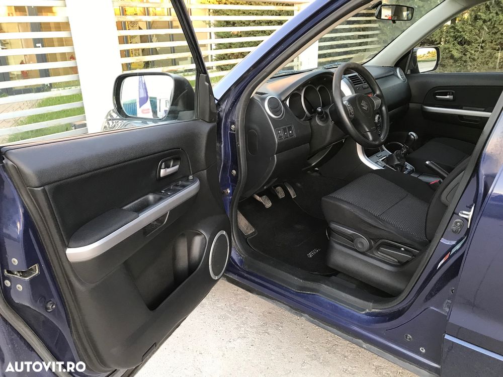 Suzuki Grand Vitara - 15