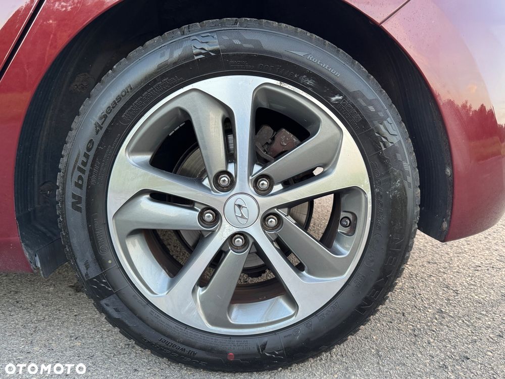 Hyundai i30 blue 1.4 YES Gold - 39