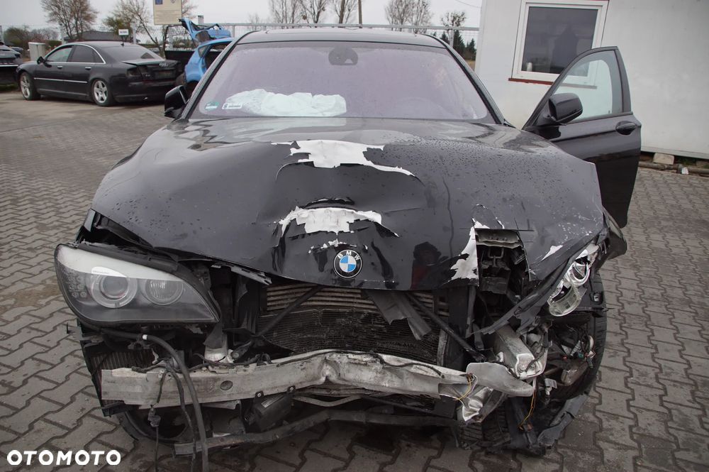 Pojazd na części BMW F01 750i Long xDrive, rocznik 2011 BLACK SAPPHIRE METALLIC (475) XCL.LEDER NAPPA ERW./D5 SATB HELL (NAD5) silnik N63B44O0 skrzynia GA6HP-26Z drzwi klapa szyba fotele long amortyzator - 33