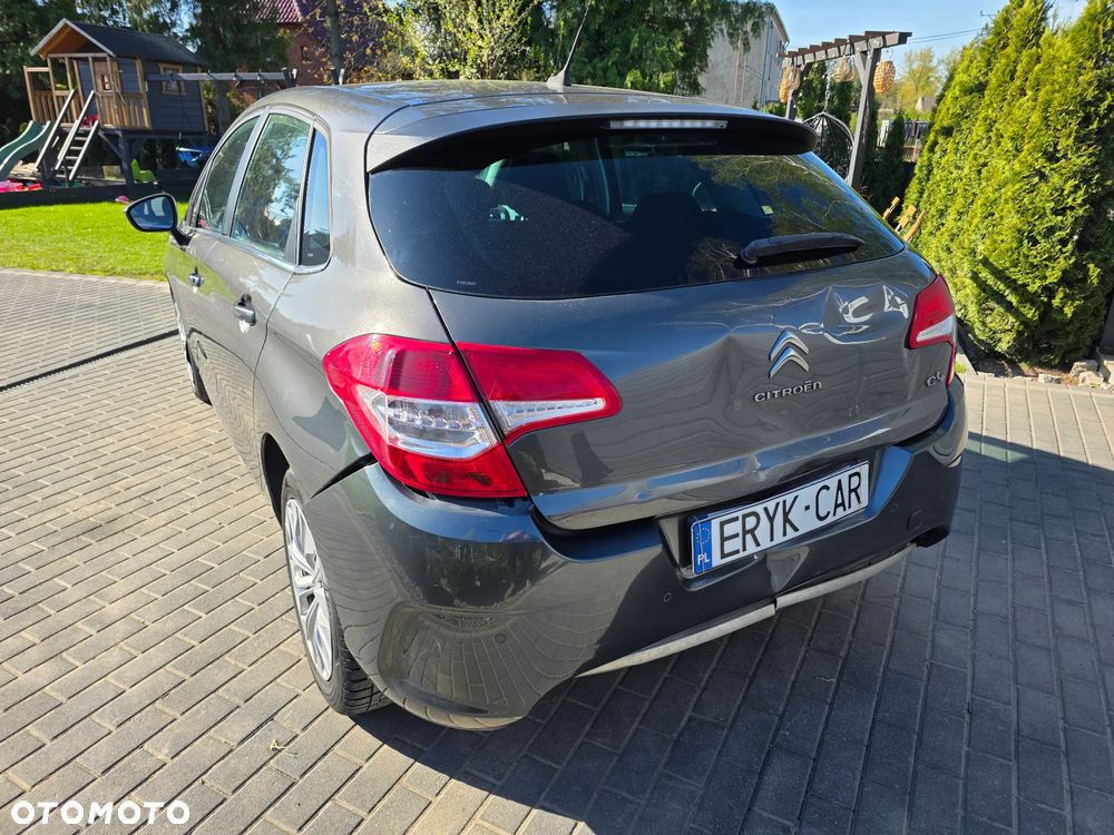 Citroën C4 HDi 110 FAP Exclusive - 6