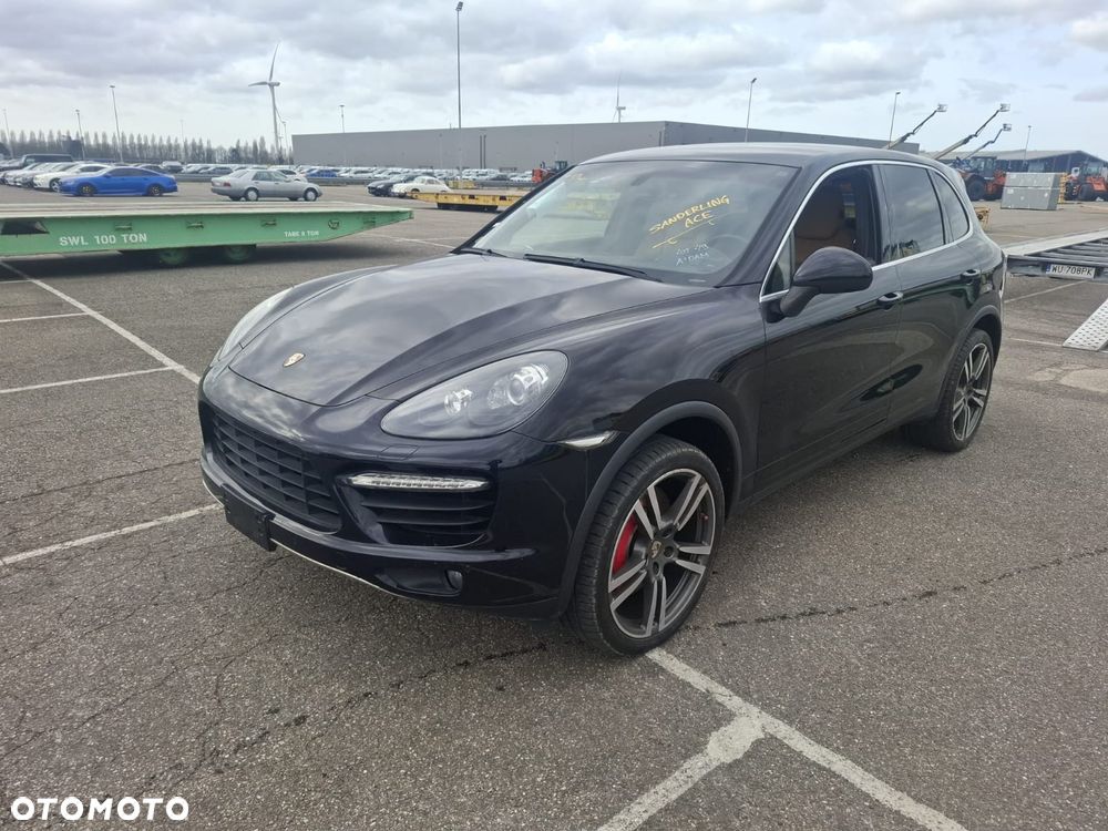 Porsche Cayenne - 2
