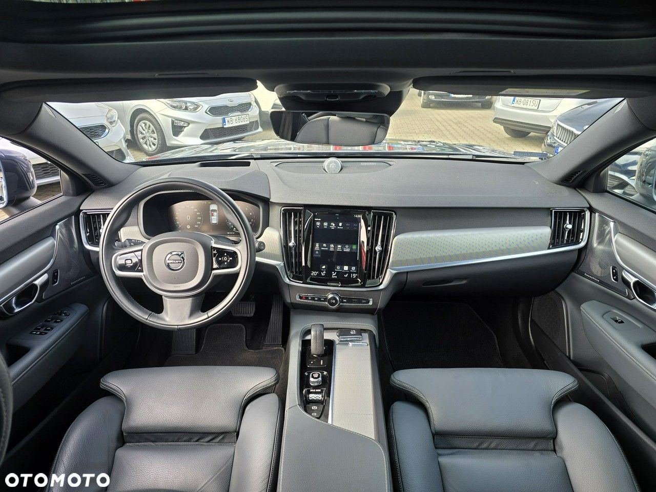 Volvo V90 Cross Country - 26
