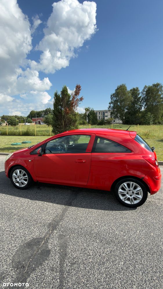 Opel Corsa 1.2 16V Cosmo - 3