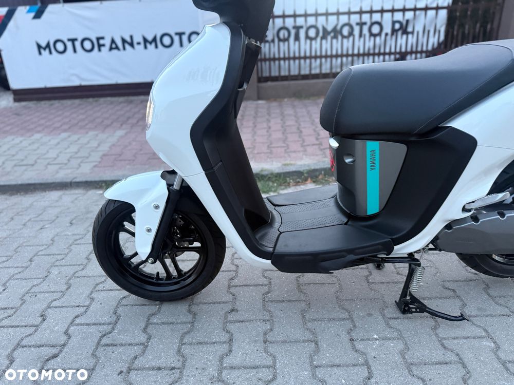 Yamaha Neos - 21