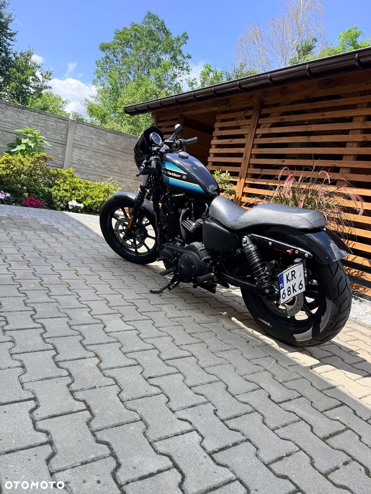 Harley-Davidson Sportster Iron 1200 - 2
