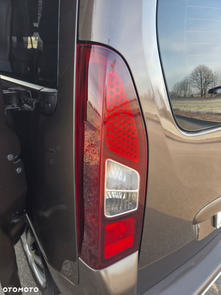 Peugeot Partner - 25