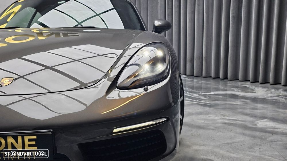 Porsche 718 Cayman 2.0 PDK - 25