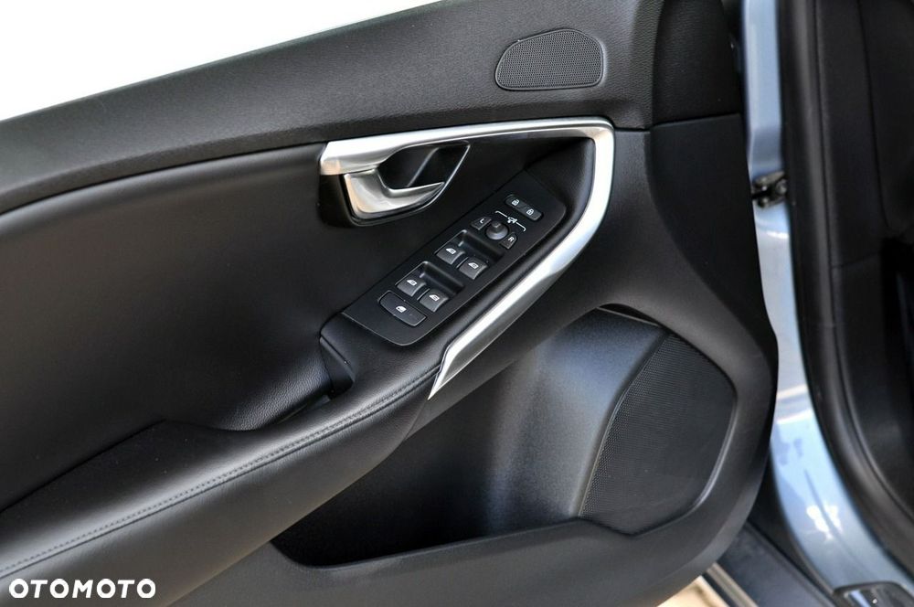 Volvo V40 D2 Geartronic Inscription - 14