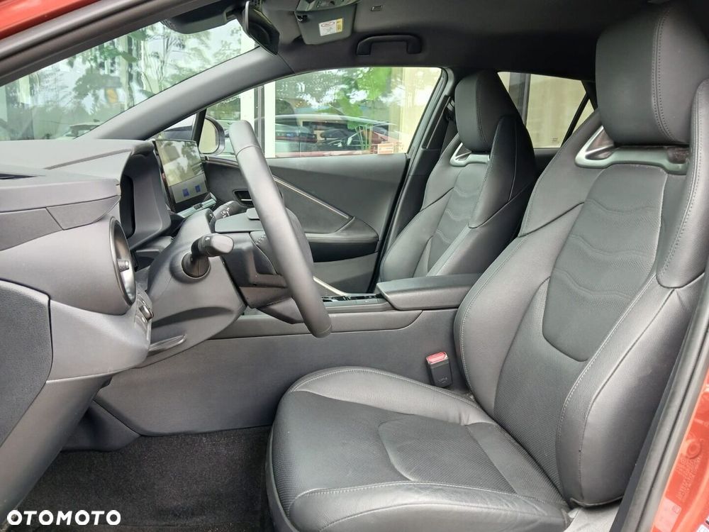 Toyota C-HR - 6