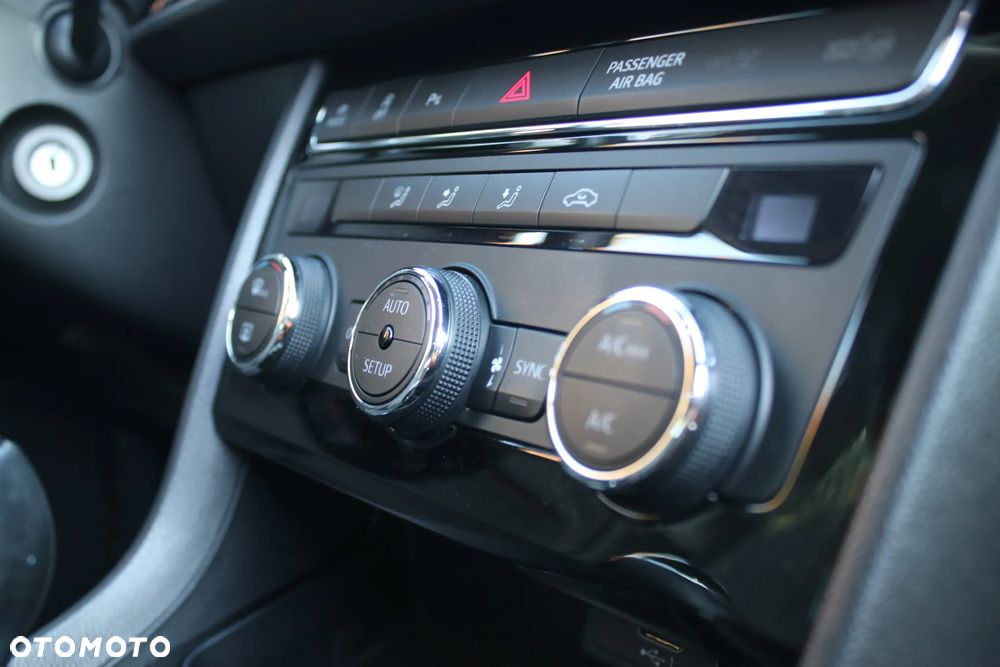 Seat Leon 1.5 TSI FR - 10