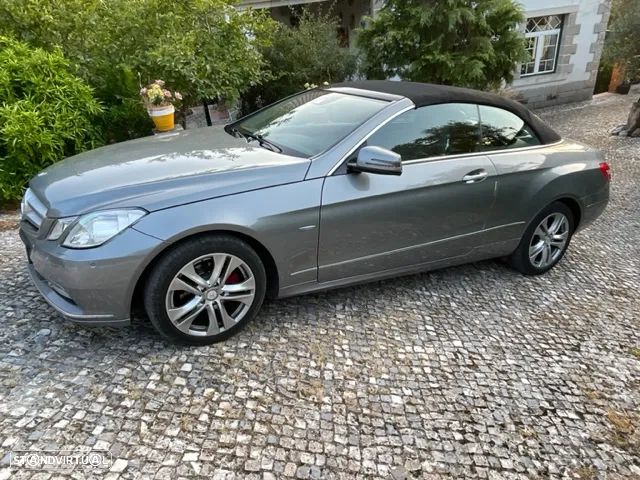 Mercedes-Benz 220 - 1