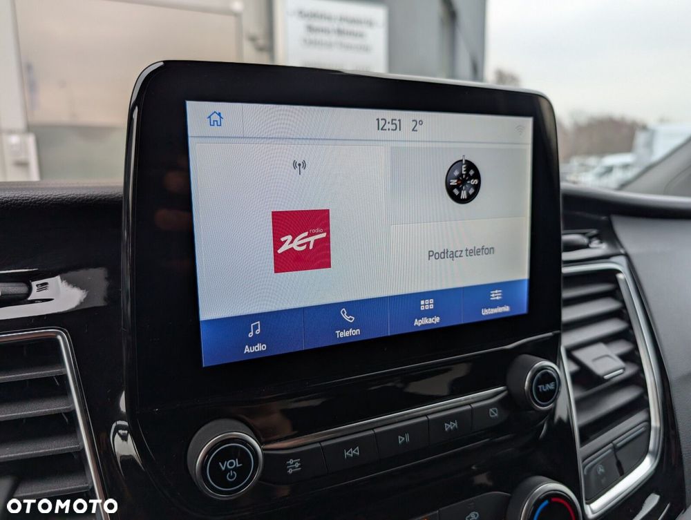 Ford Tourneo Custom - 25