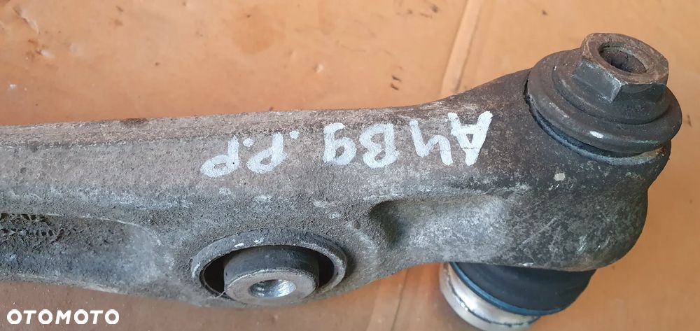 Wahacz prawy przód przedni prawy dolny Audi A4 B9 8W0407156A - 8