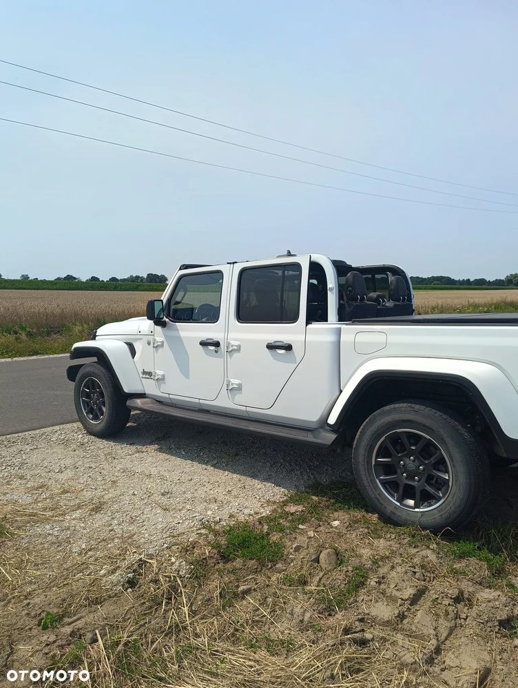 Jeep Gladiator - 16