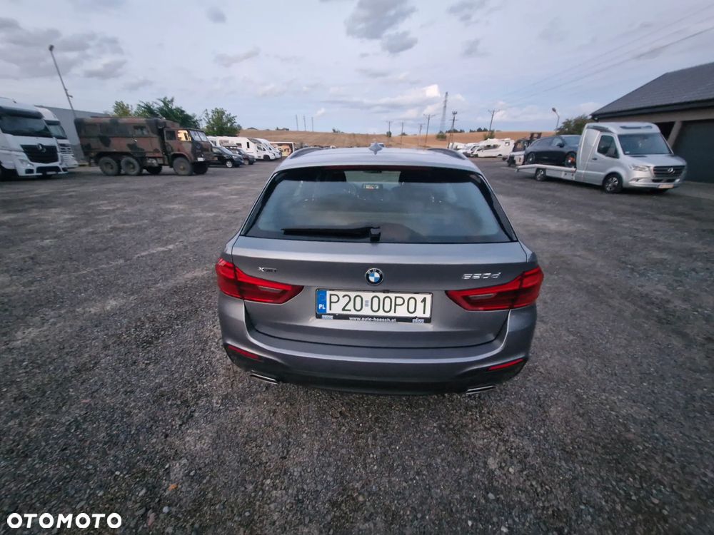BMW Seria 5 520d xDrive M Sport Edition - 7