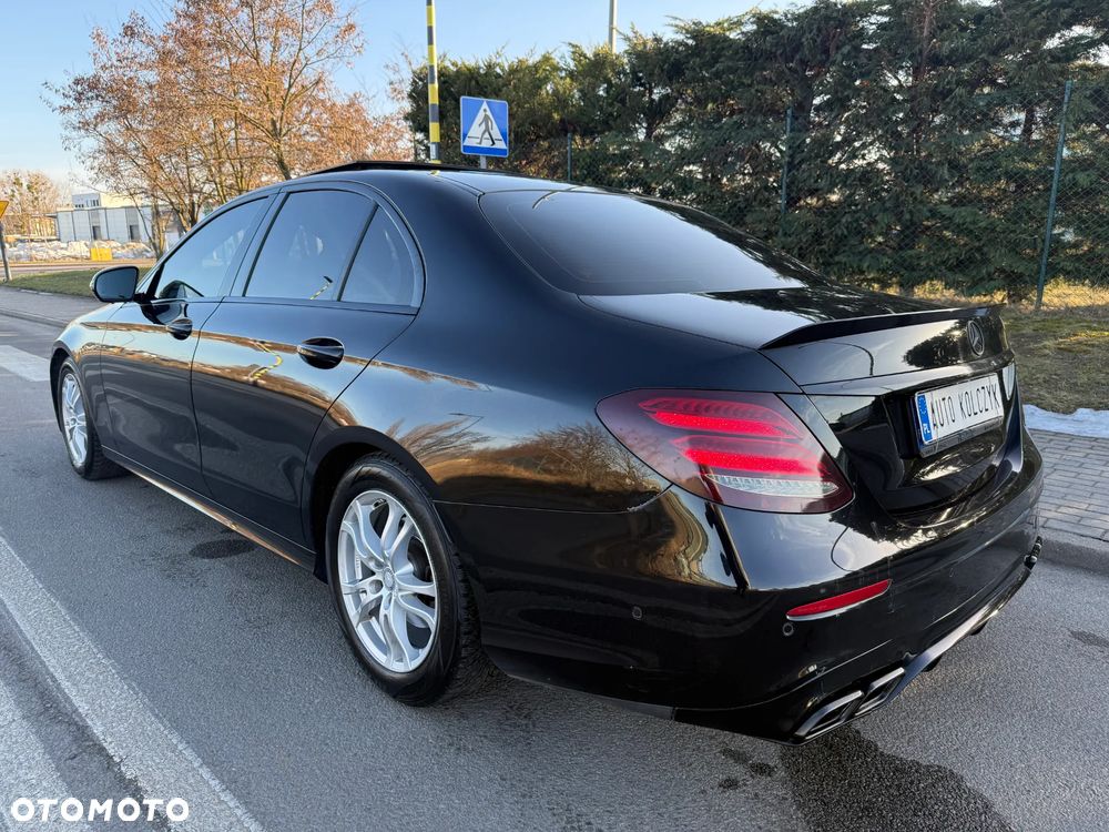 Mercedes-Benz Klasa E 220 d 4-Matic 9G-TRONIC - 7