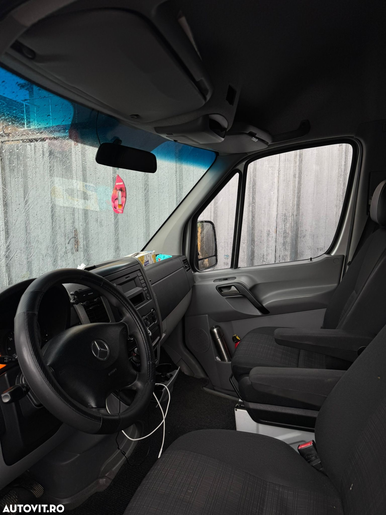 Mercedes-Benz Sprinter - 8