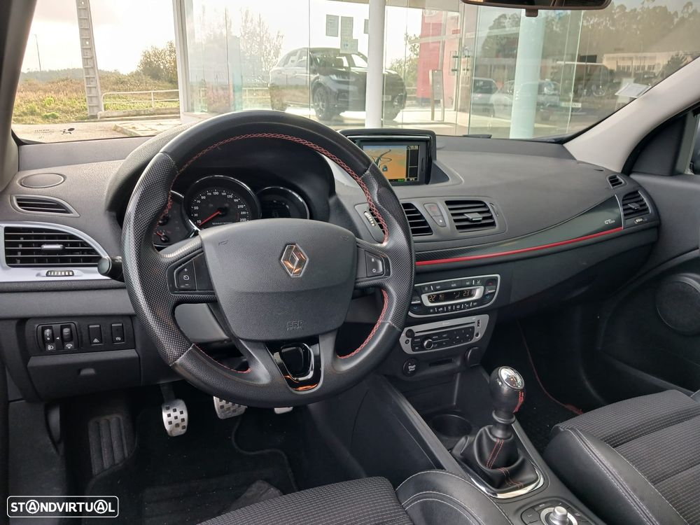 Renault Mégane Sport Tourer 1.5 dCi GT Line SS - 11