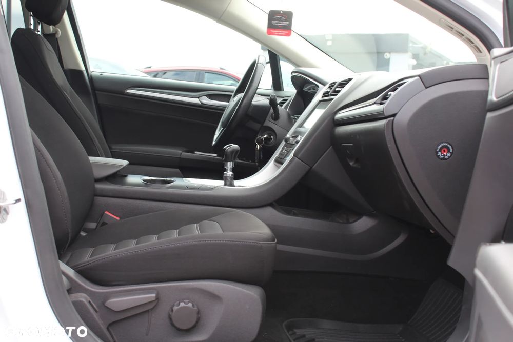 Ford Mondeo 2.0 TDCi Titanium - 20