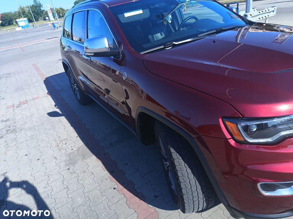 Jeep Grand Cherokee - 8