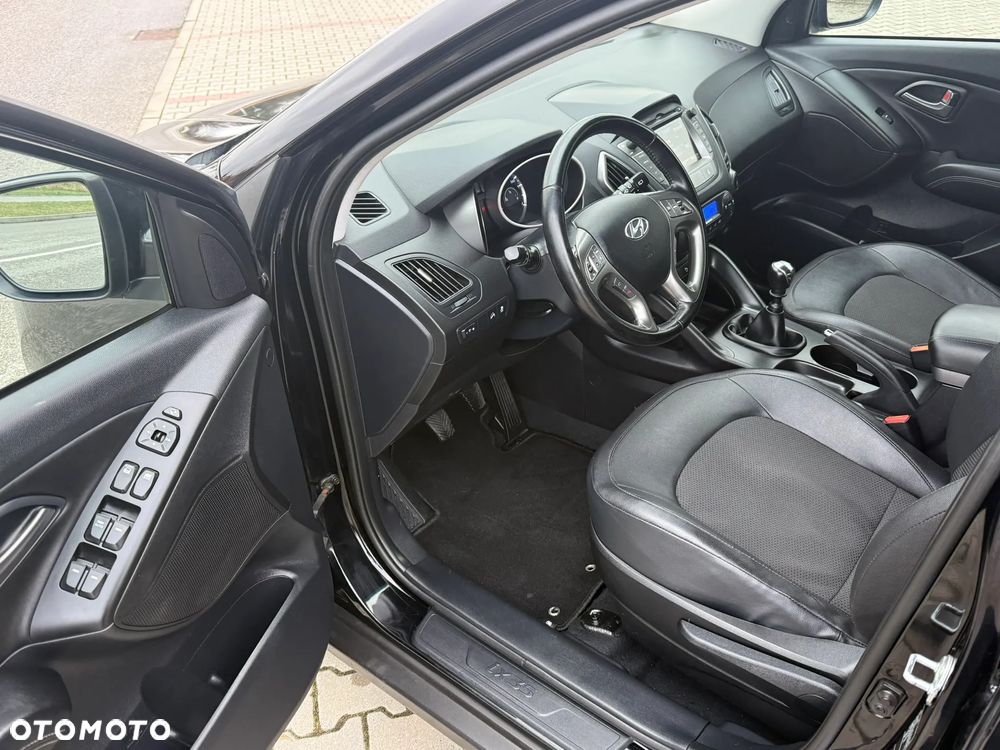 Hyundai ix35 1.6 2WD Fifa World Cup Edition - 22