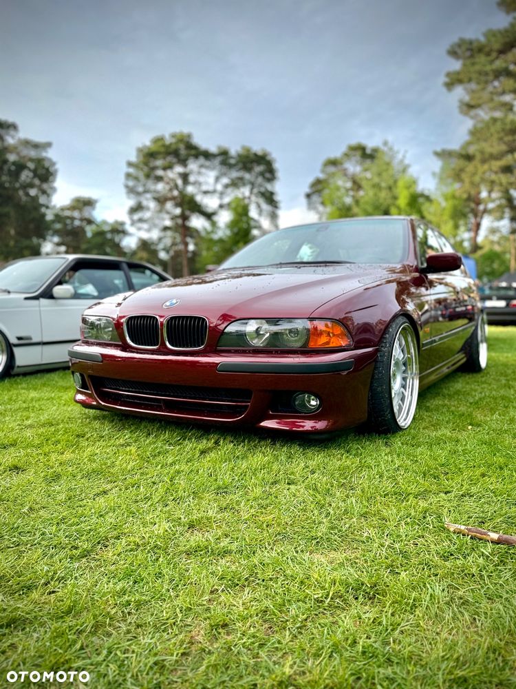 BMW Seria 5 540i - 5