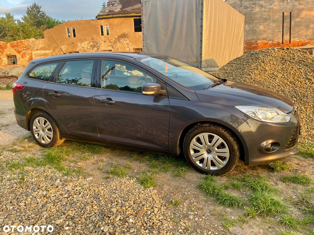 Ford Focus 1.6 TDCi DPF Champions Edition - 18