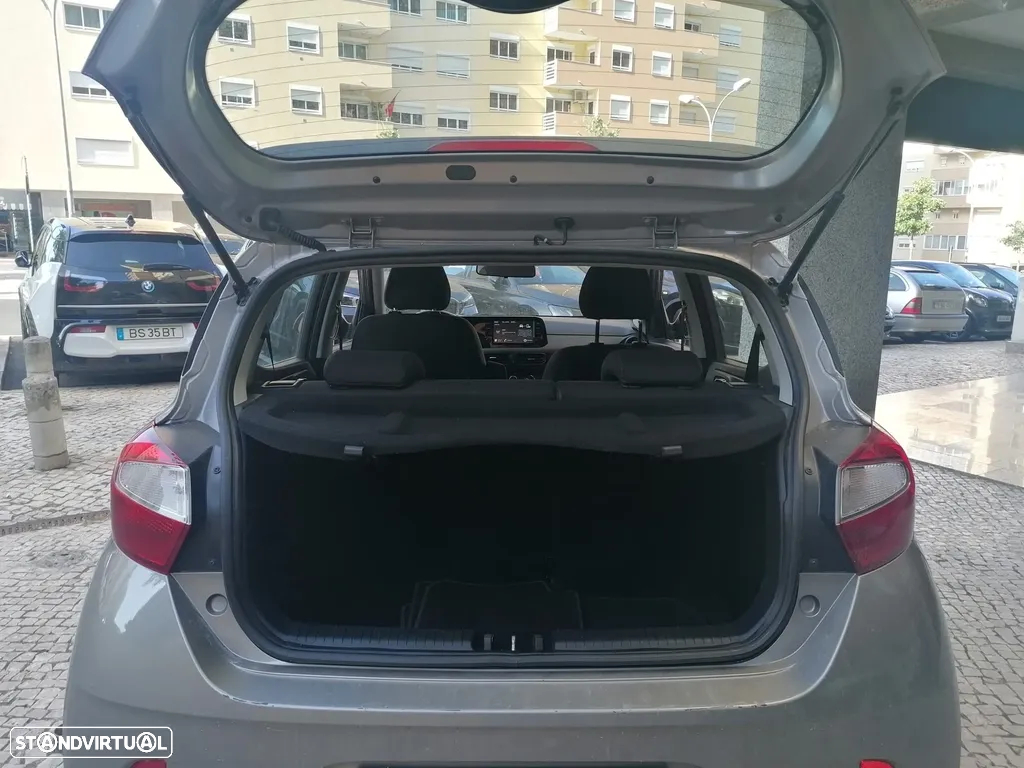 Hyundai i10 1.0 Comfort AMT - 14