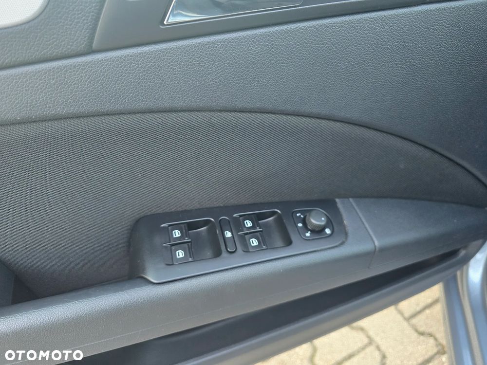Skoda Superb 2.0 TDI Elegance DSG - 15