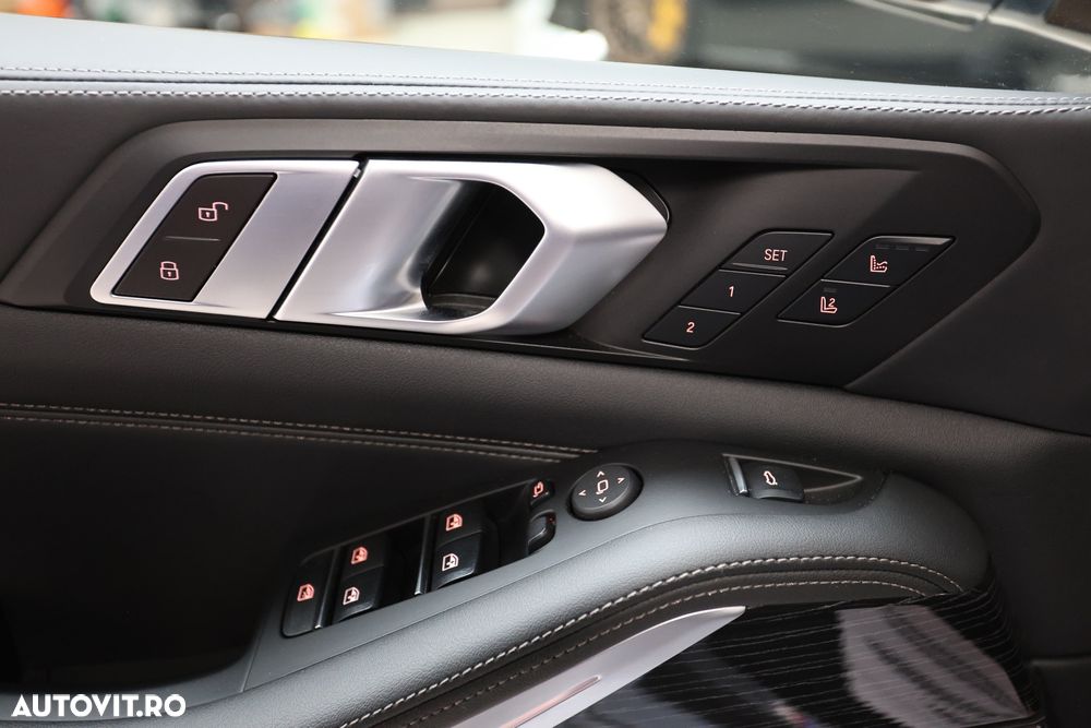 BMW X5 xDrive30d - 28