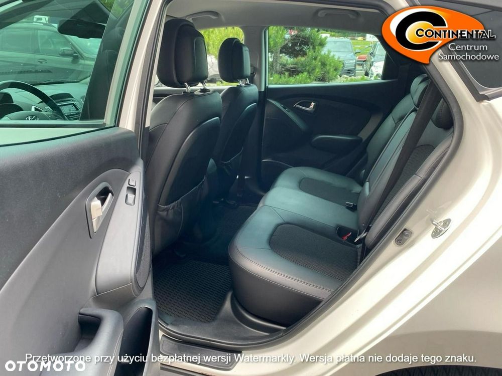 Hyundai ix35 - 12