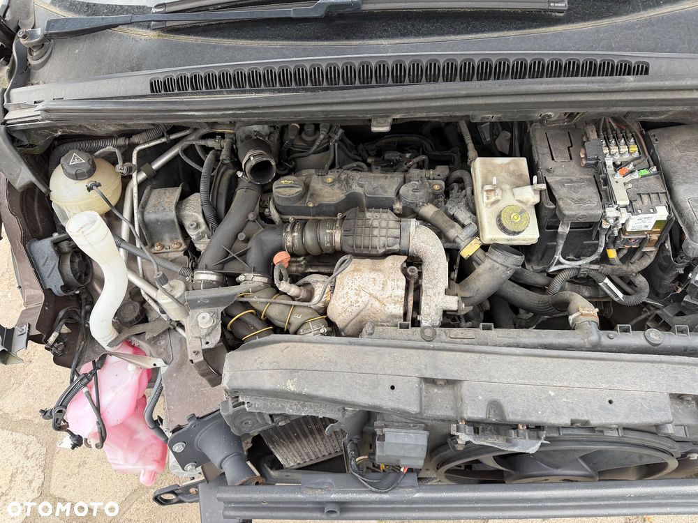 Peugeot 5008 1.6 HDi Premium - 5