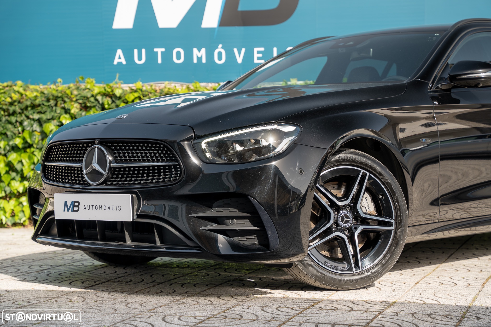 Mercedes-Benz E 300 de AMG Line 4Matic - 4