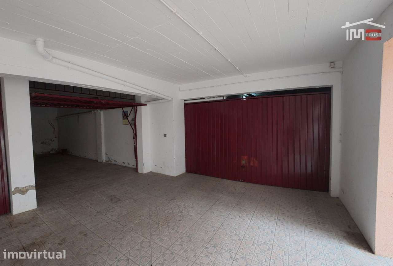 Garagem, Ourém - Grande imagem: 4/6
