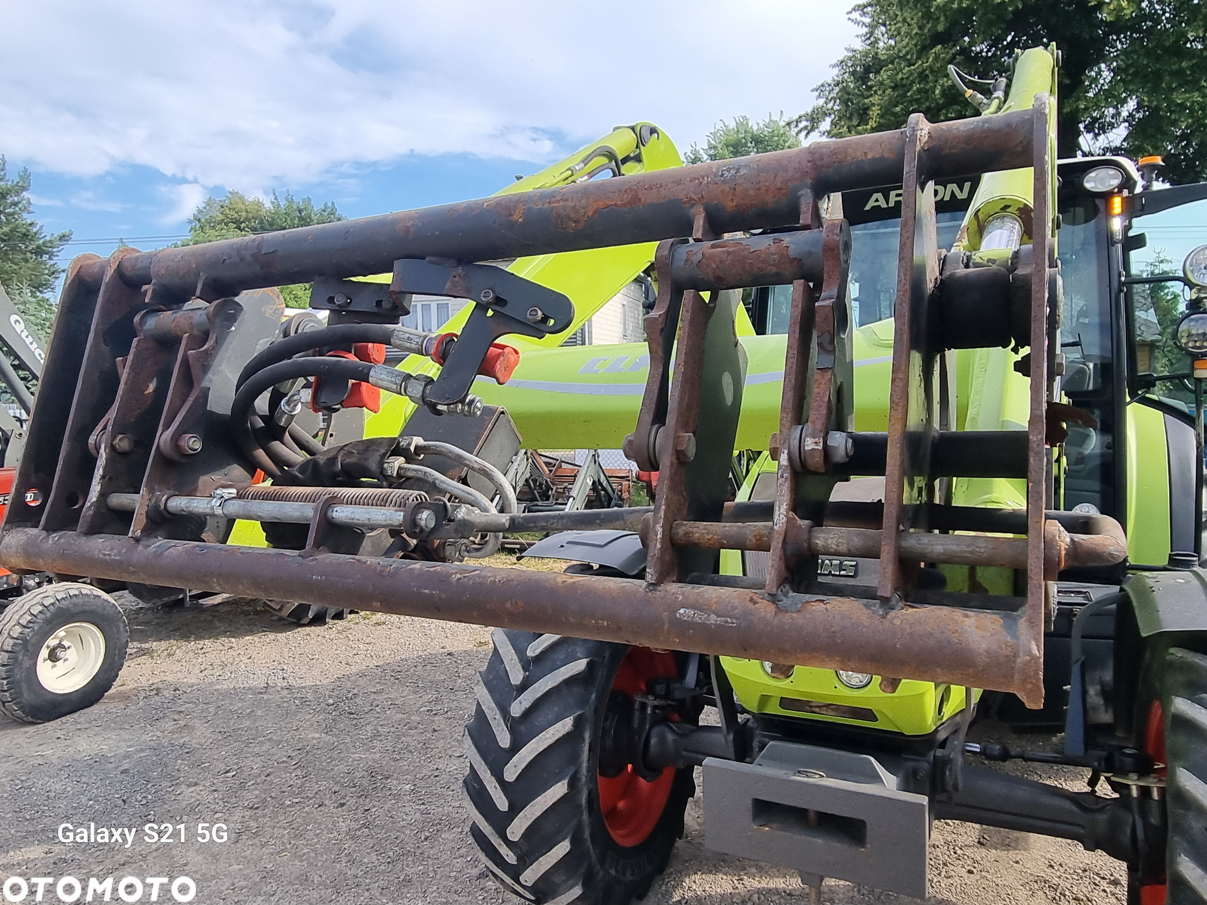 Claas Arion - 13