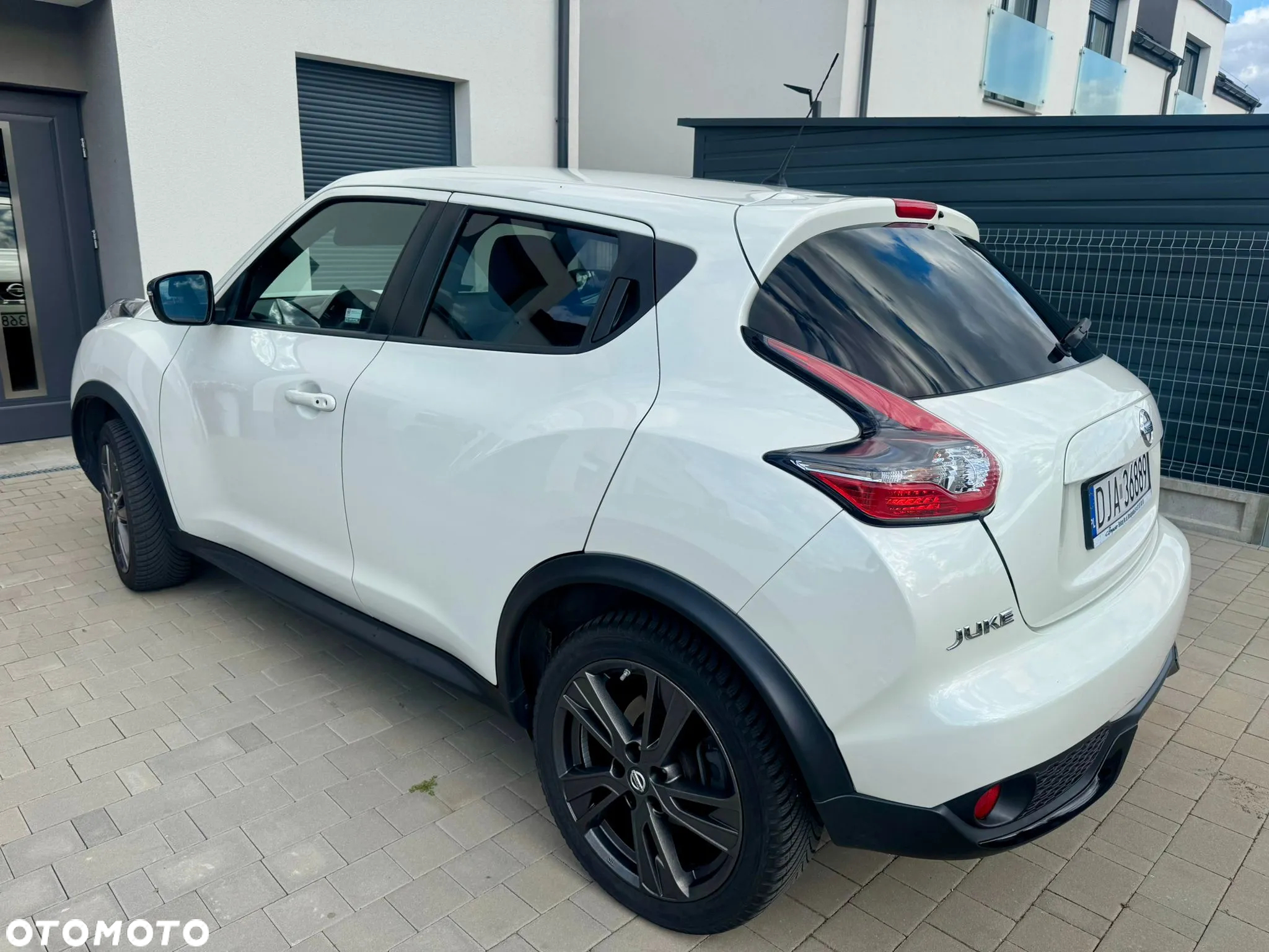 Nissan Juke 1.6 N-Connecta Xtronic EU6 - 3