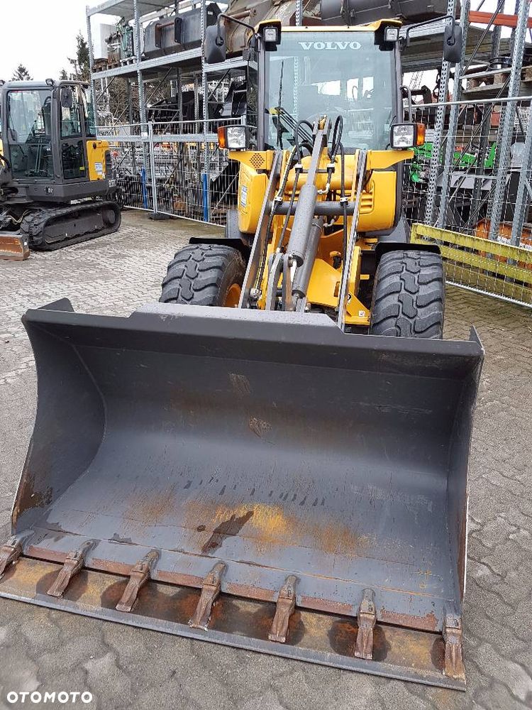 Volvo VOLVO L25F ,2014 Zaw. Widelec i lopata 1200mm 1ml - 8