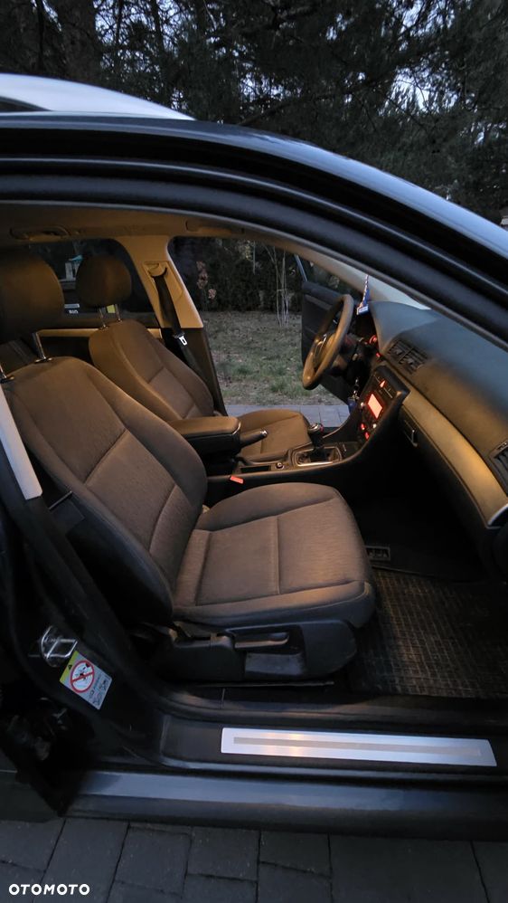 Audi A4 Avant 1.6 - 12