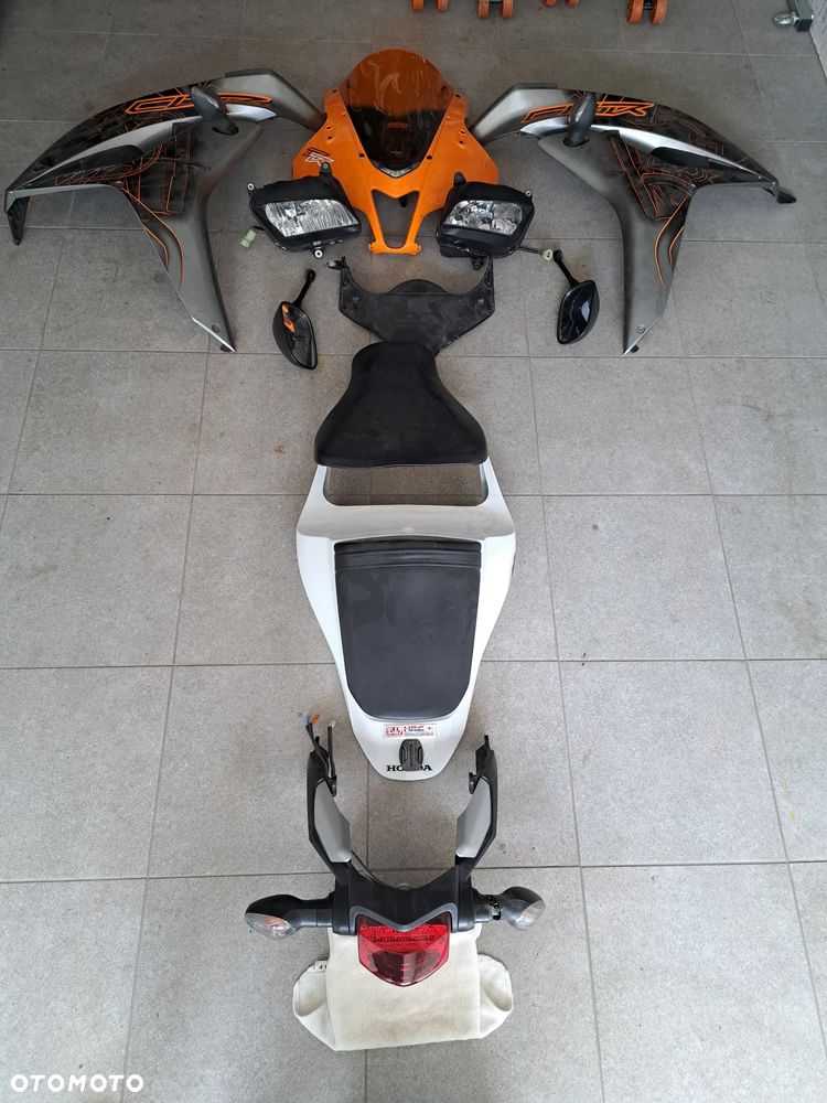 Honda CBR - 6