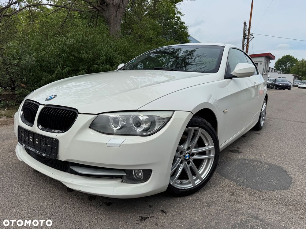 BMW Seria 3 320i M Sport Edition - 1