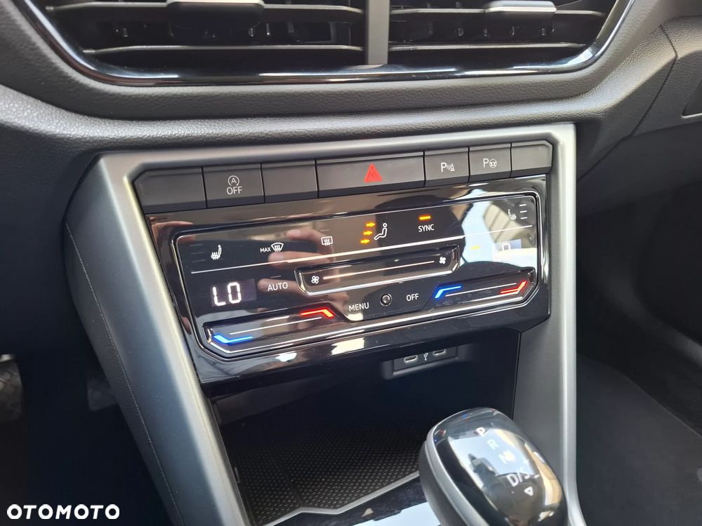 Volkswagen T-Roc 1.5 TSI Life DSG - 17